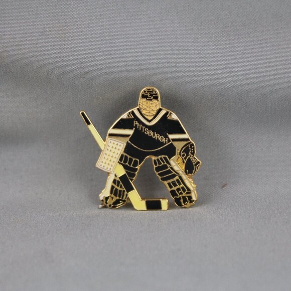 Pittsburgh Penguins Pin (VTG) - 1990s Goalie Away Uniform - Inlaid Pin - Picture 3 of 3